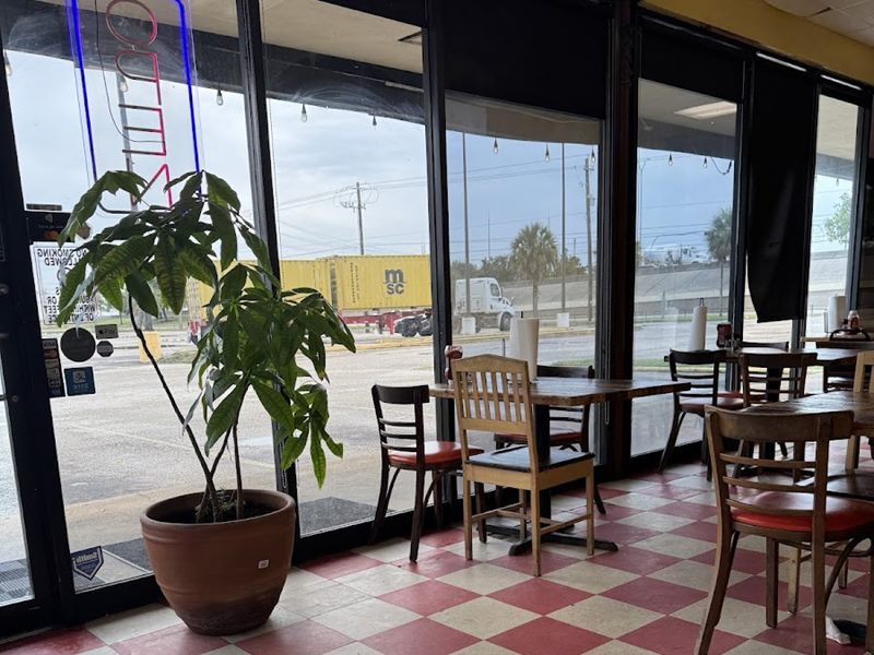 Cuban Cafe interior